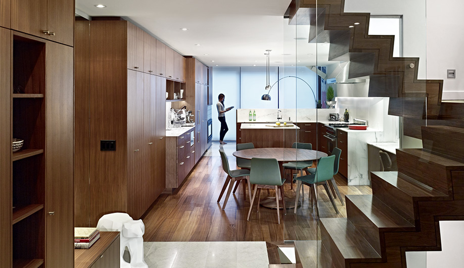 Яка вартість оренди житла в Канаді? Дізнайтеся, скільки коштує оренда квартир у різних містах, які варіанти доступні та як заощадити на житлі.