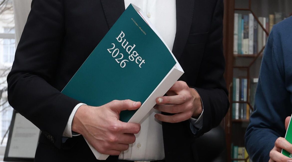 Уряд представив Бюджет Ірландії 2026: підвищення виплат, допомога сім’ям і підтримка працівників.