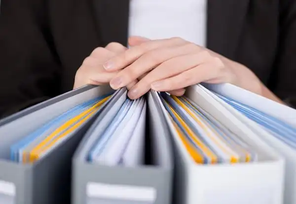 Розбираємо, як працює пенсія в Німеччині для українців у 2026 році: стаж, пенсійний вік, Grundsicherung і порядок оформлення.