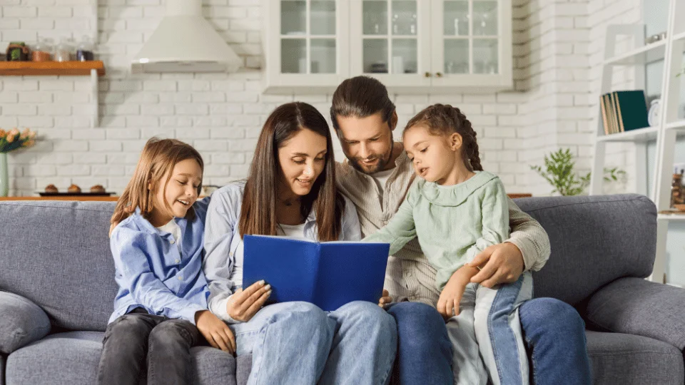 Як працює декрет у Бельгії у 2026 році: скільки триває відпустка, хто має право на допомогу та куди звертатися.