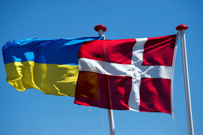 Тимчасовий захист у Данії у 2026 році: нові правила для українців, обмеження для чоловіків, документи, житло та соціальна допомога.